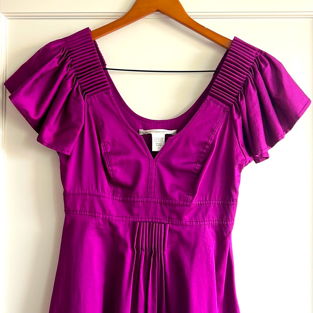 Diane Von Furstenberg Dress - Size 4